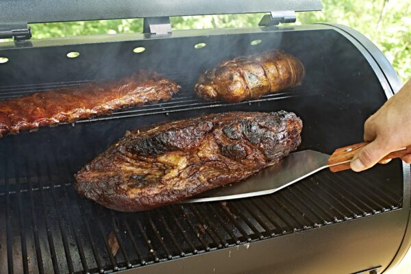 Pit Boss 700FB Wood Fired Pellet Grill with Flame Broiler, 700 Sq. In. Cooking Space - Image 4