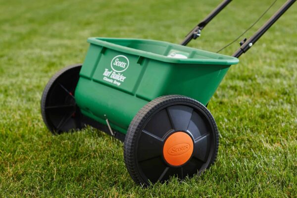 32-lb Turf Builder Classic Drop Fertilizer Spreader - Image 11