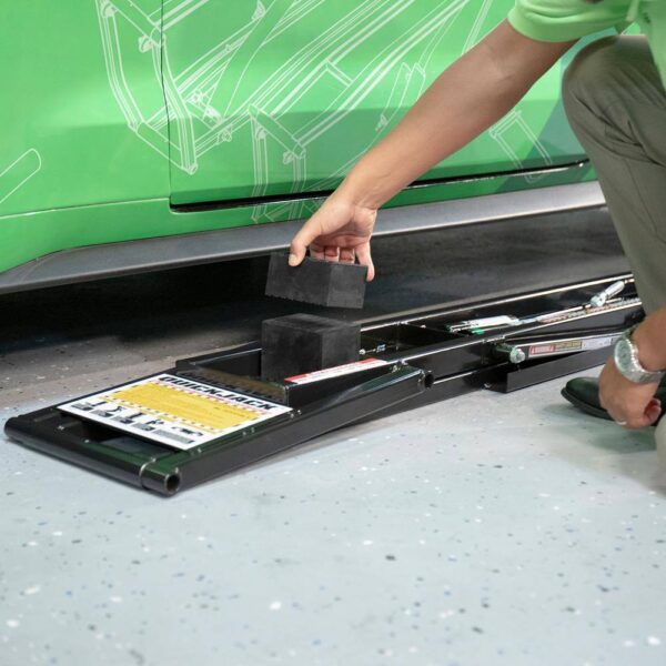 7000TL Portable Car Lift for Trucks & SUVs, 7000 lbs Capacity - Image 4